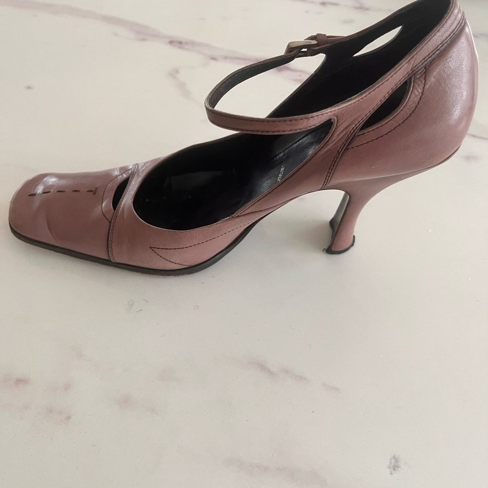 Elegant Women's Brown Heels